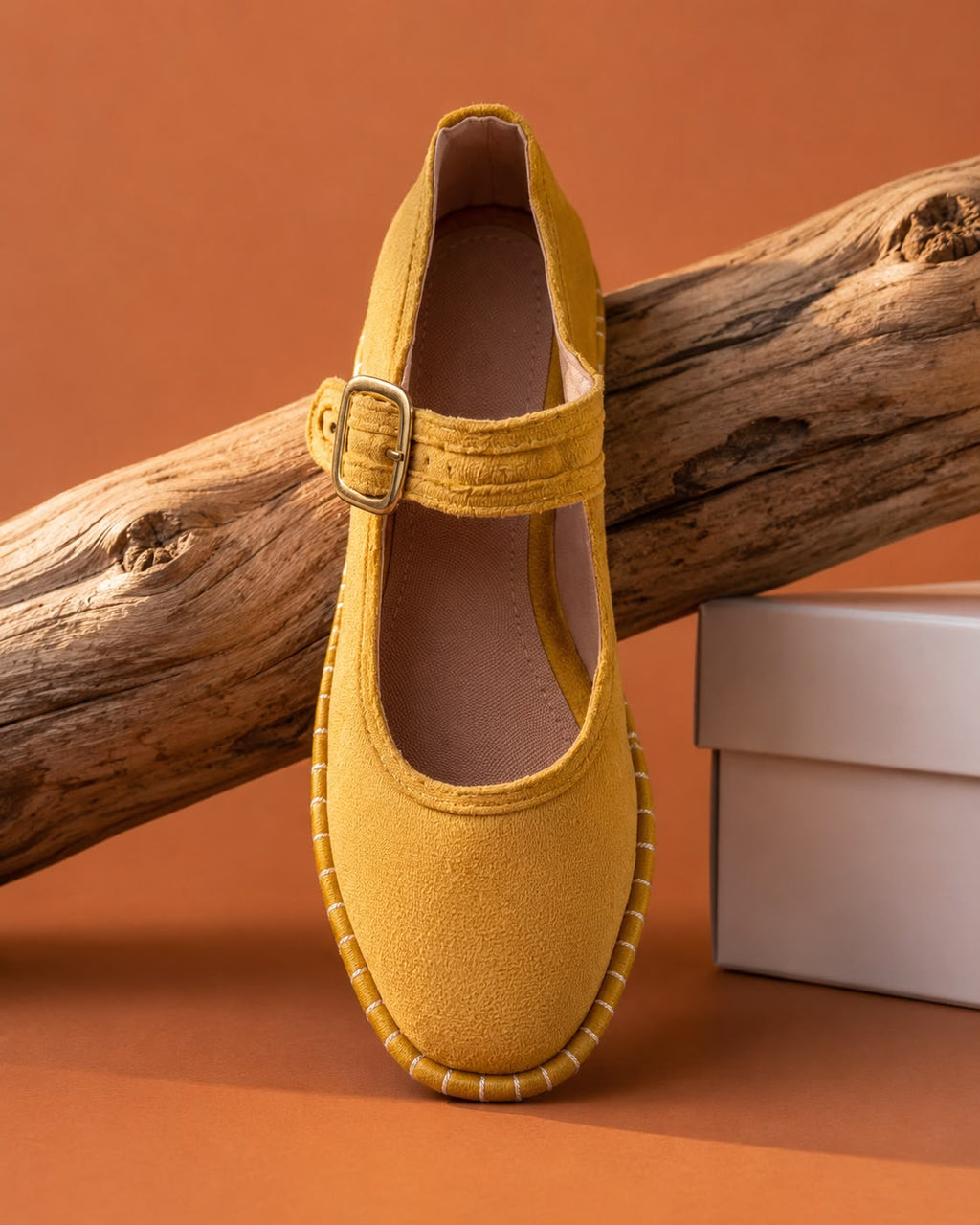 Petite Jane en amarillo
